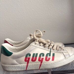 Gucci Cream Sneakers with Red and Green Logo